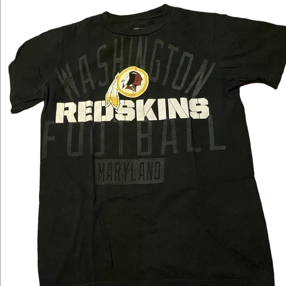 𝅺washington NFL football Tshirt size small